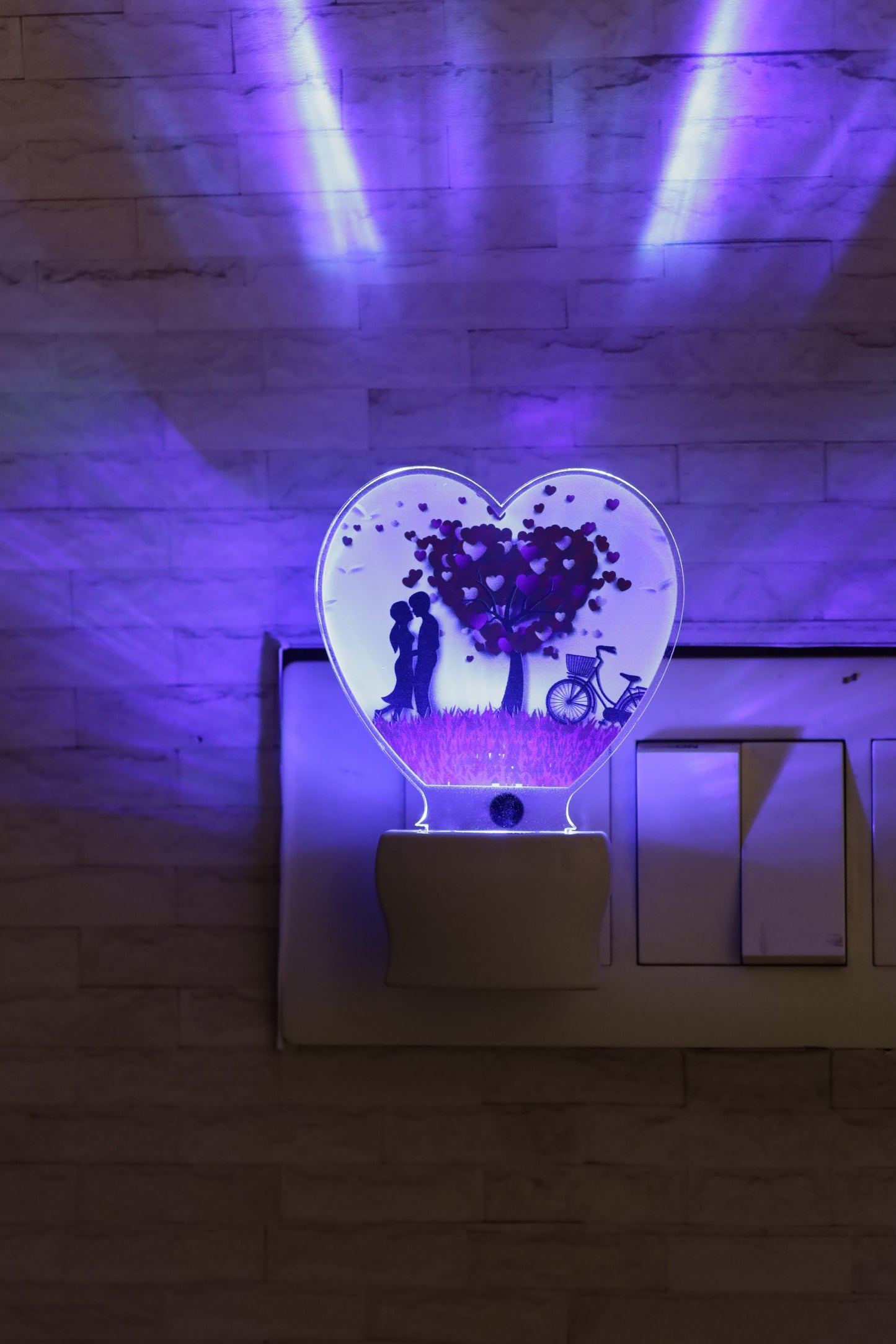 Gifteee Love LED Gift Lamp | Personalized Gift for Him or Her | 7 Color Changing Lights